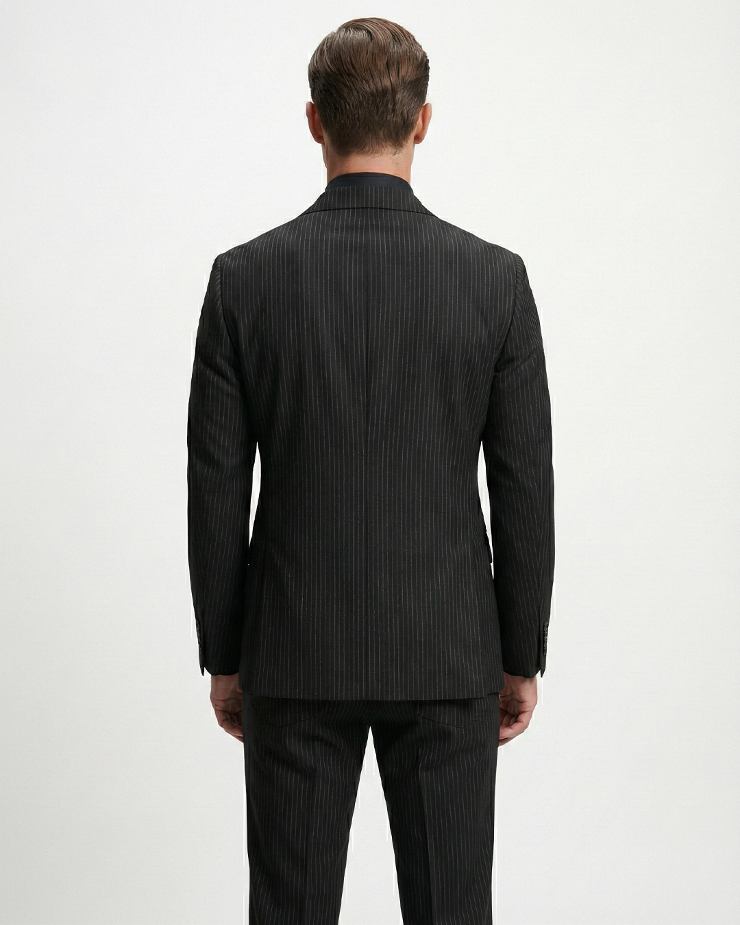 İtalyan Stil Siyah Sıkı Çizgili Kruvaze Takım Elbise