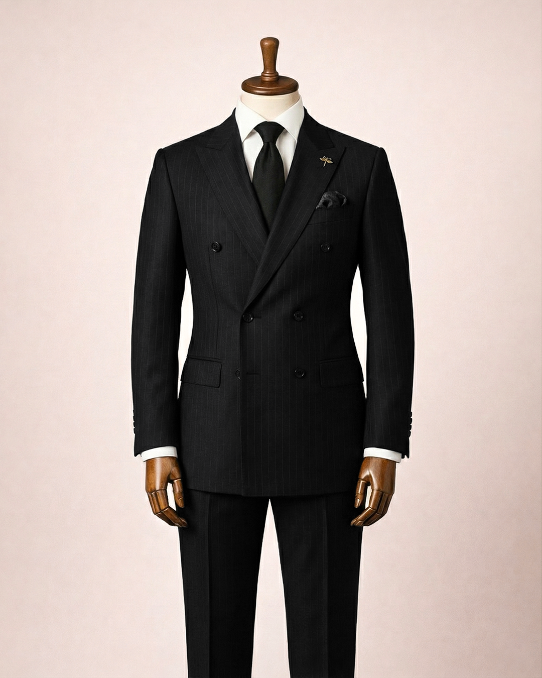 İtalyan Stil Siyah Silik Çizgili Kruvaze Takım Elbise