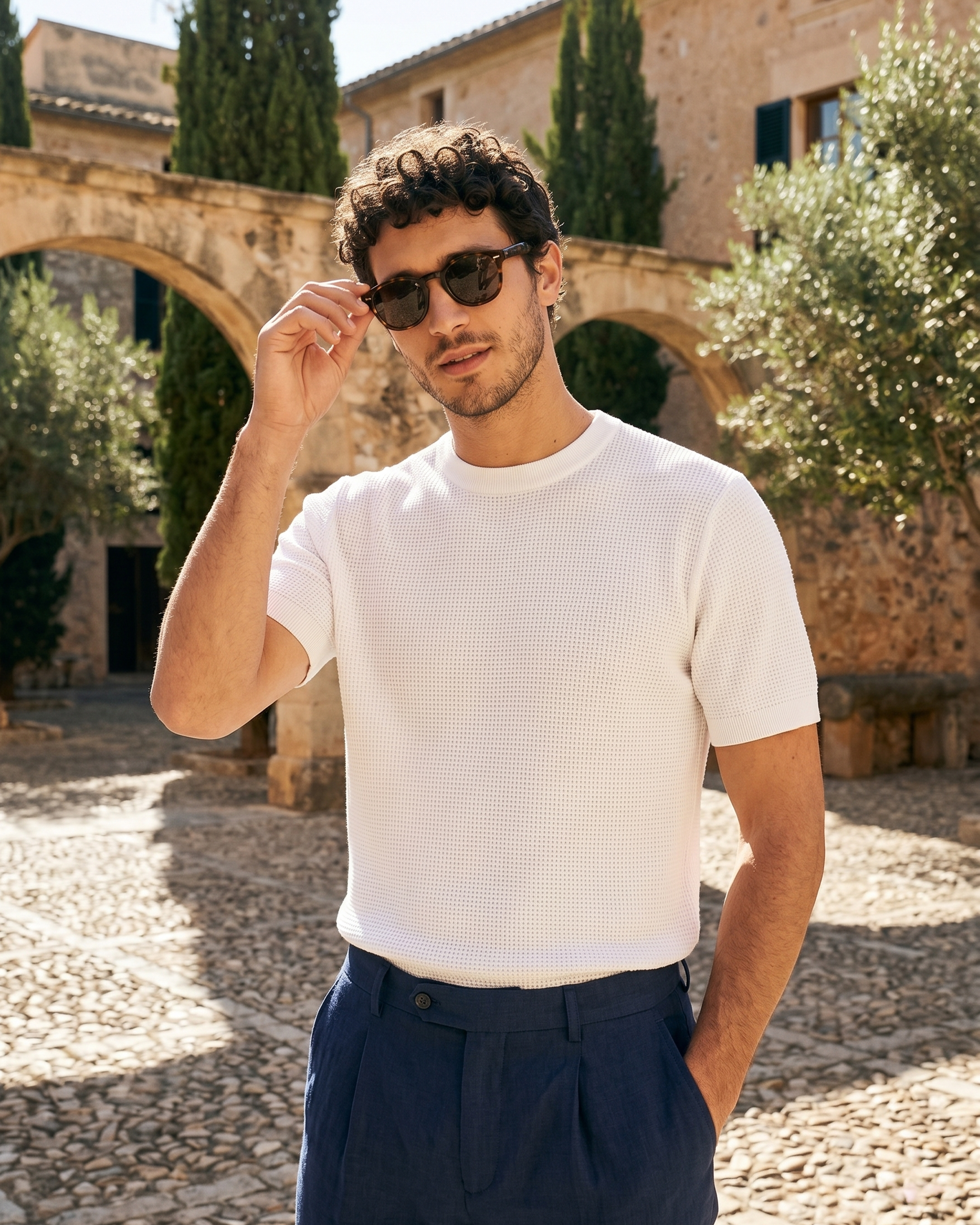 Beyaz Dokulu Tişört