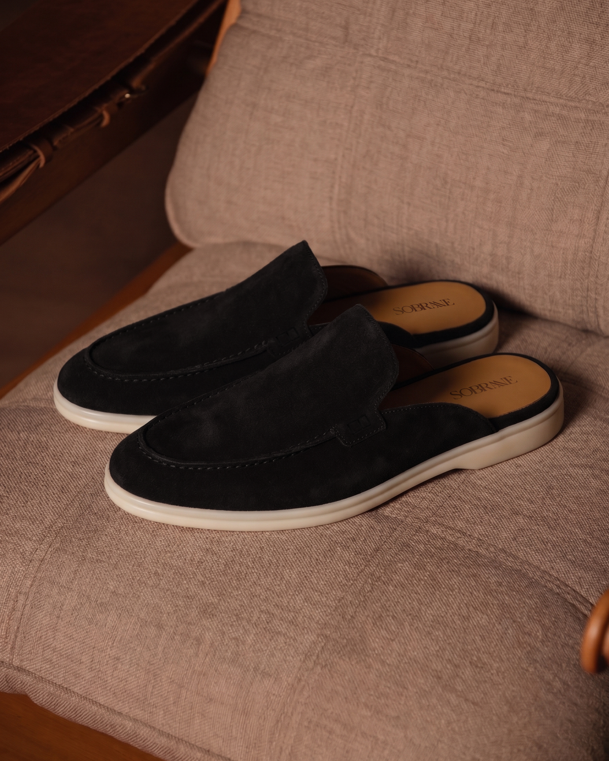 Hakiki Süet Deri Açık Topuk Siyah Loafer